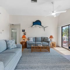 Joe's Beach House | Walk to IRB | Family Friendly